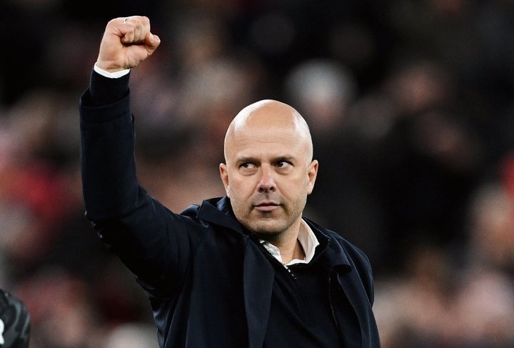 Bawa Liverpool Tekuk Brighton, Arne Slot Ukir Rekor Fantastis