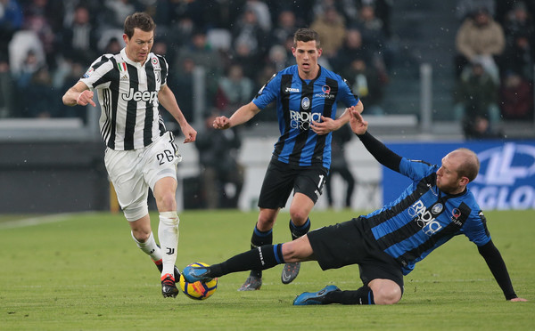 Arsenal Boyong Bek Juventus Secara Gratis