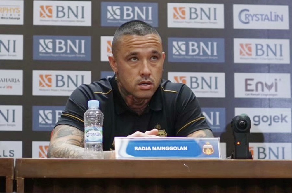 Radja Nainggolan Singgung Eks Persib dan Persija Usai Diperkenalkan Bhayangkara FC