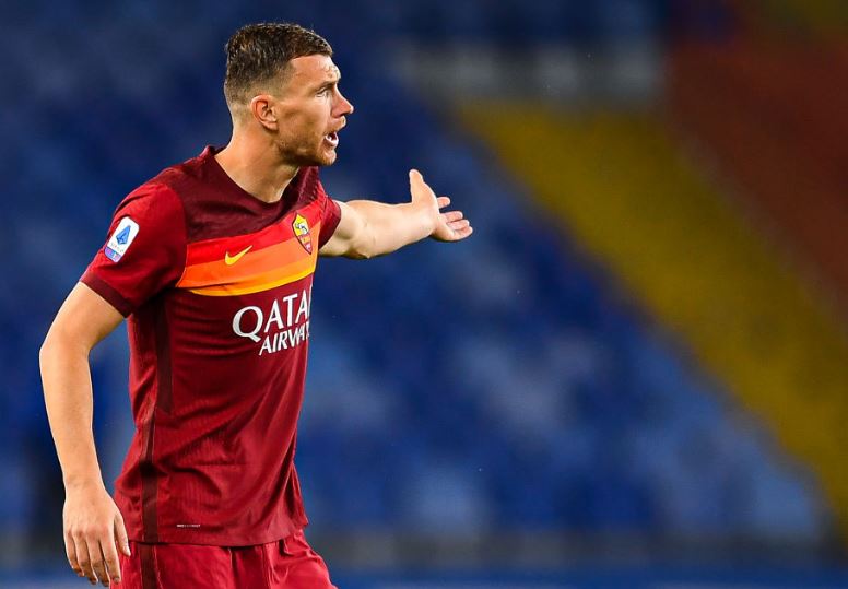 Tak Cukup dengan Dzeko, Inter Masih Cari Striker Pengganti Lukaku