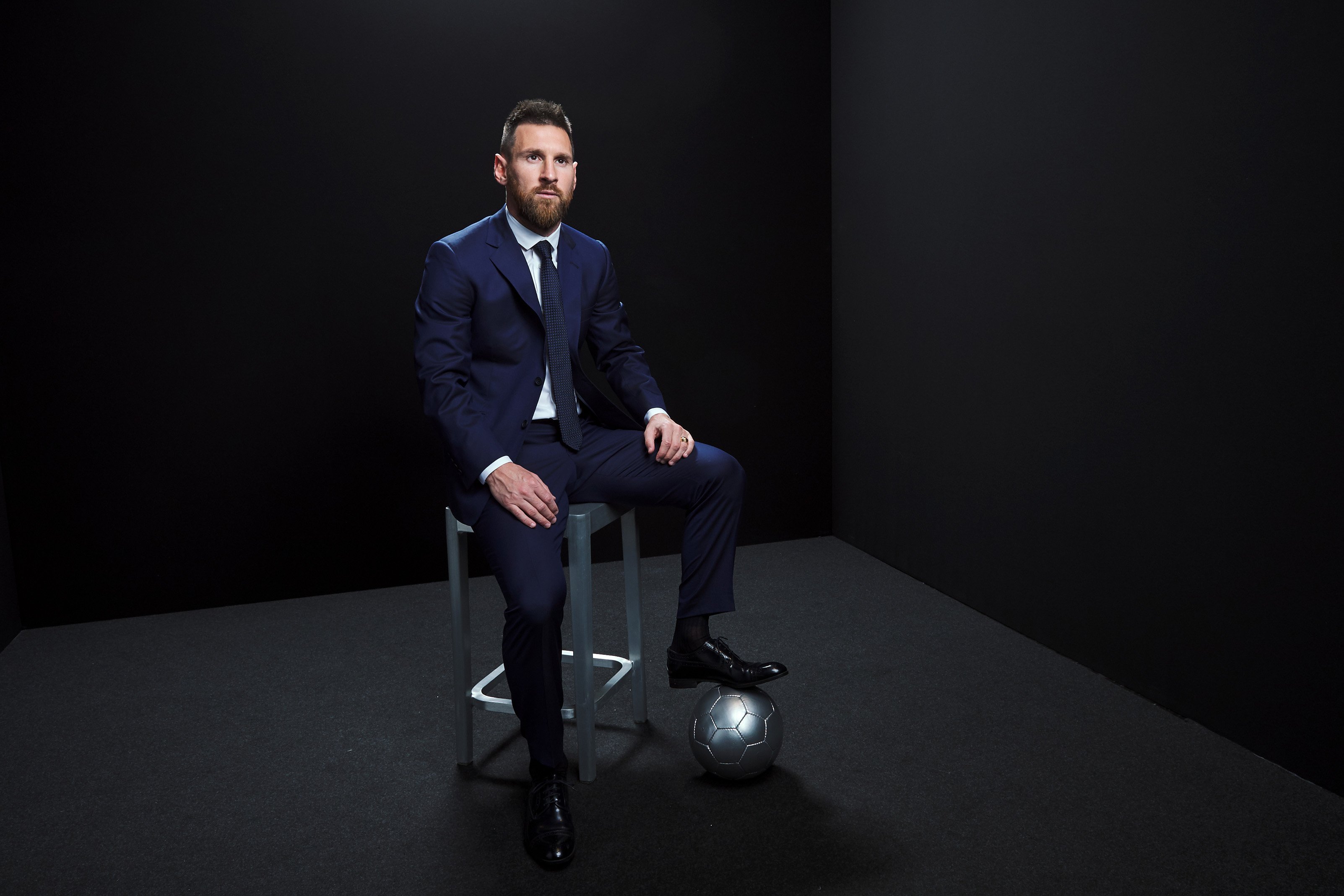 Lionel Messi, Leonardo DiCaprio-nya Puskas Award