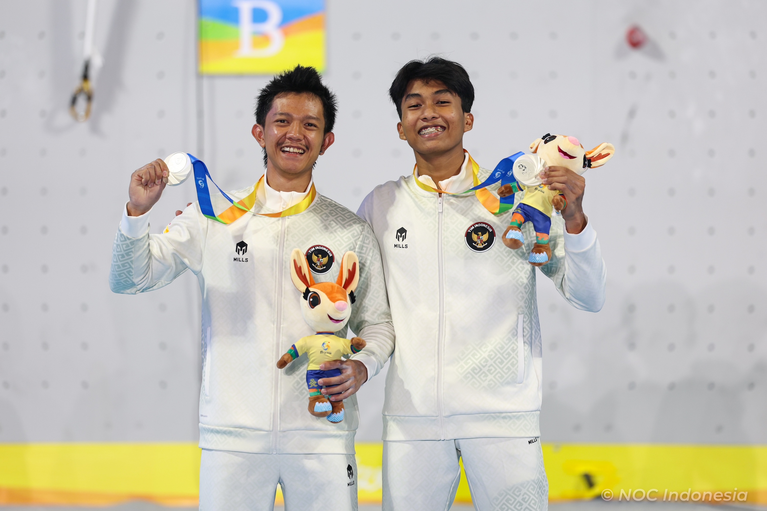 Raharjati Nursamsa dan Antasyafi Robby di Asian Beach Games 2026. (NOC Indonesia)