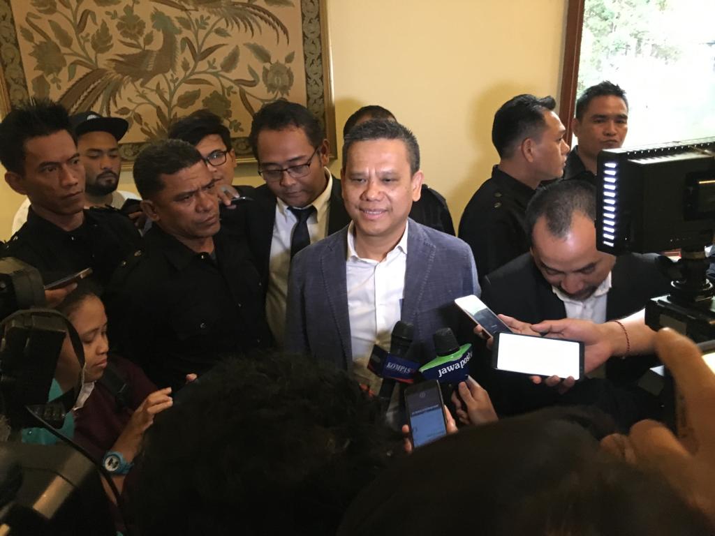 Glenn Sugita dan Berlinton Diterima Mundur dari PT LIB, Penggantinya 2 Pekan ke Depan