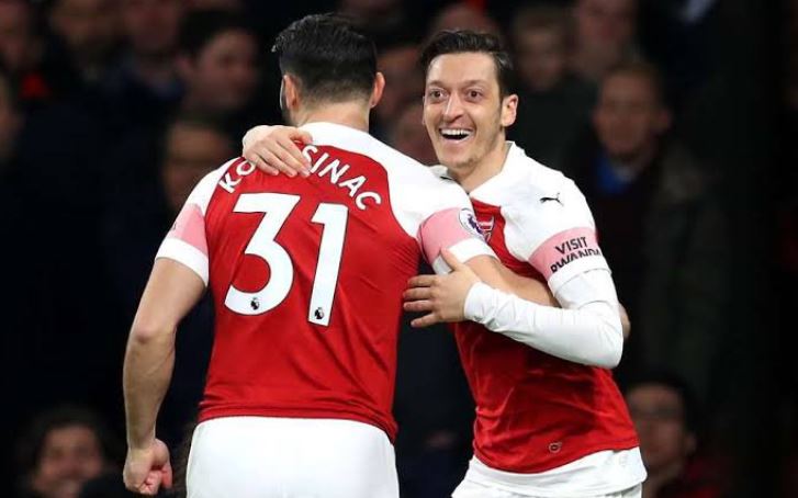 Aksi Nekat Sead Kolasinac Selamatkan Mesut Ozil dari Pencuri Bersenjatakan Pisau