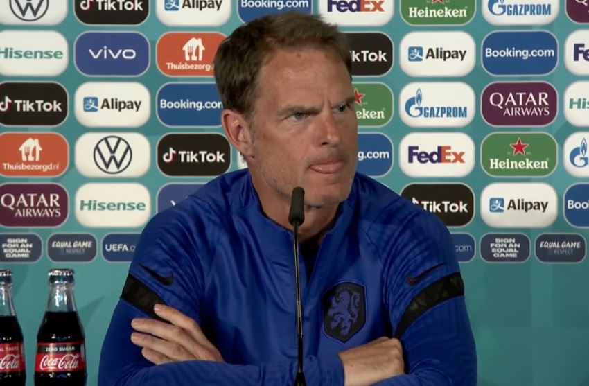 Taktik Frank de Boer di Timnas Belanda Terus Dipertanyakan