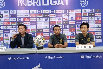 Persib Belum Terkalahkan dalam 12 Laga, PSIS Tak Gentar