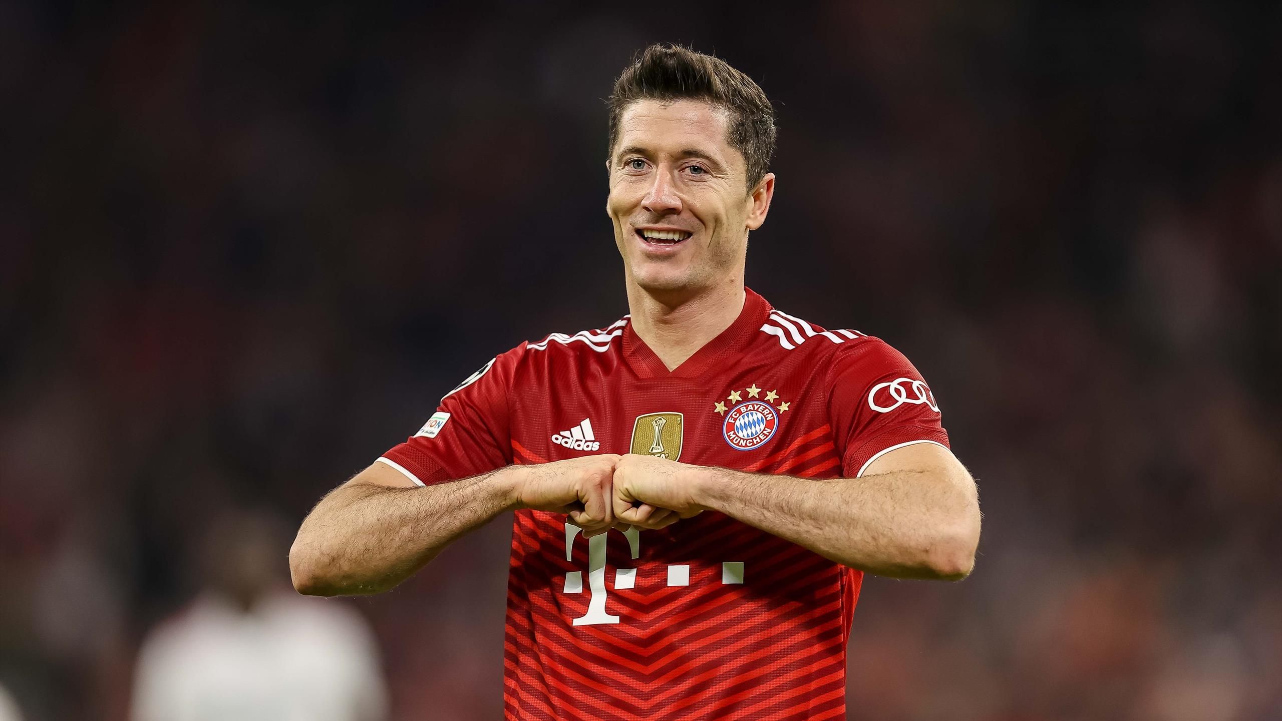 5 Alasan Robert Lewandowski Harus Pindah ke Barcelona