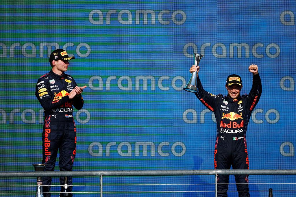 Podium Ganda GP Amerika bersama Checo, Verstappen Makin Kokoh di Puncak