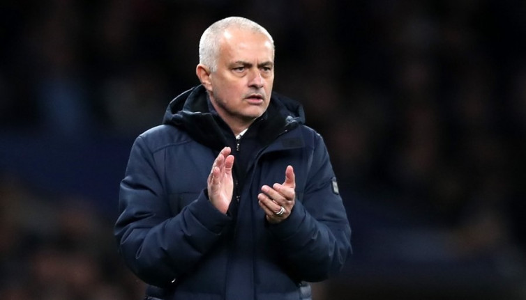 Chelsea Vs Tottenham Hotspur, Jose Mourinho Nilai The Lilywhites sebagai Kuda Hitam