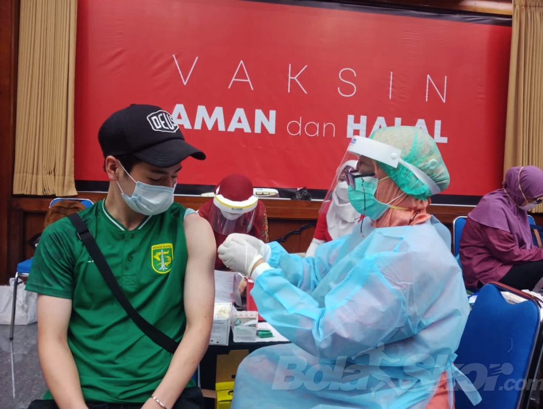 Respons Pemain Asing Persebaya Disuntik Vaksin: Taisei Tegang, Wilkson Santai