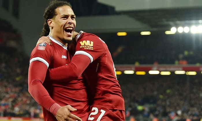 Klopp Sebut Debut Van Dijk Bak Dongeng