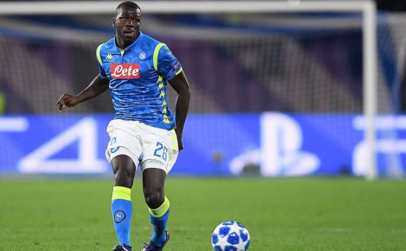 Revolusi Newcastle United, Bek Napoli Jadi Buruan Utama