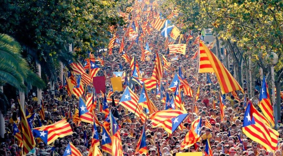 Unjuk Rasa di Catalunya, Ivan Rakitic Pulang ke Rumah Jalan Kaki