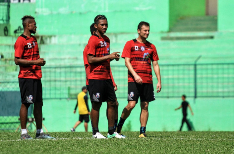 Masalah Arema FC Hanya Tinggal Keberuntungan Saja