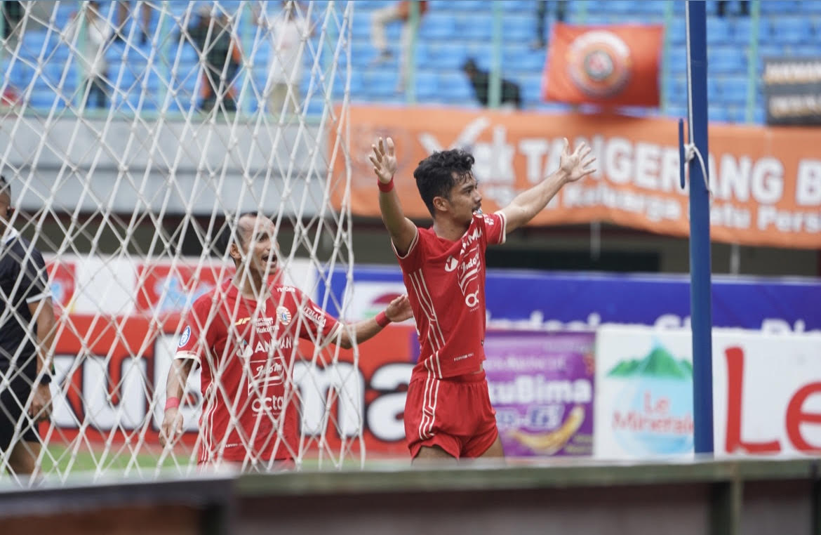 Persija Menang 4-2 atas PSM, Aji Kusuma Dipuji Habis-habisan oleh Thomas Doll