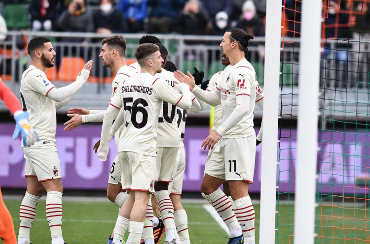 Venezia 0-3 AC Milan: Rossoneri Naik ke Puncak