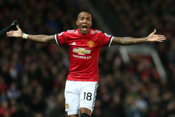 Ashley Young Nilai Manchester United Seharusnya Menangi Piala FA