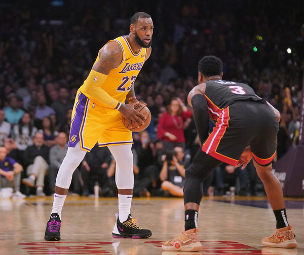 Cedera Belum Sembuh, LeBron James Absen Tiga Pertandingan Lagi