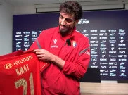 Bek Osasuna Dapat Hadiah Spesial dari Persija dan Jordi Amat