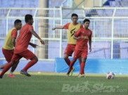 Efek Libur Panjang, Bek Arema FC Syaiful Indra Cahya Terkapar Akibat Cedera