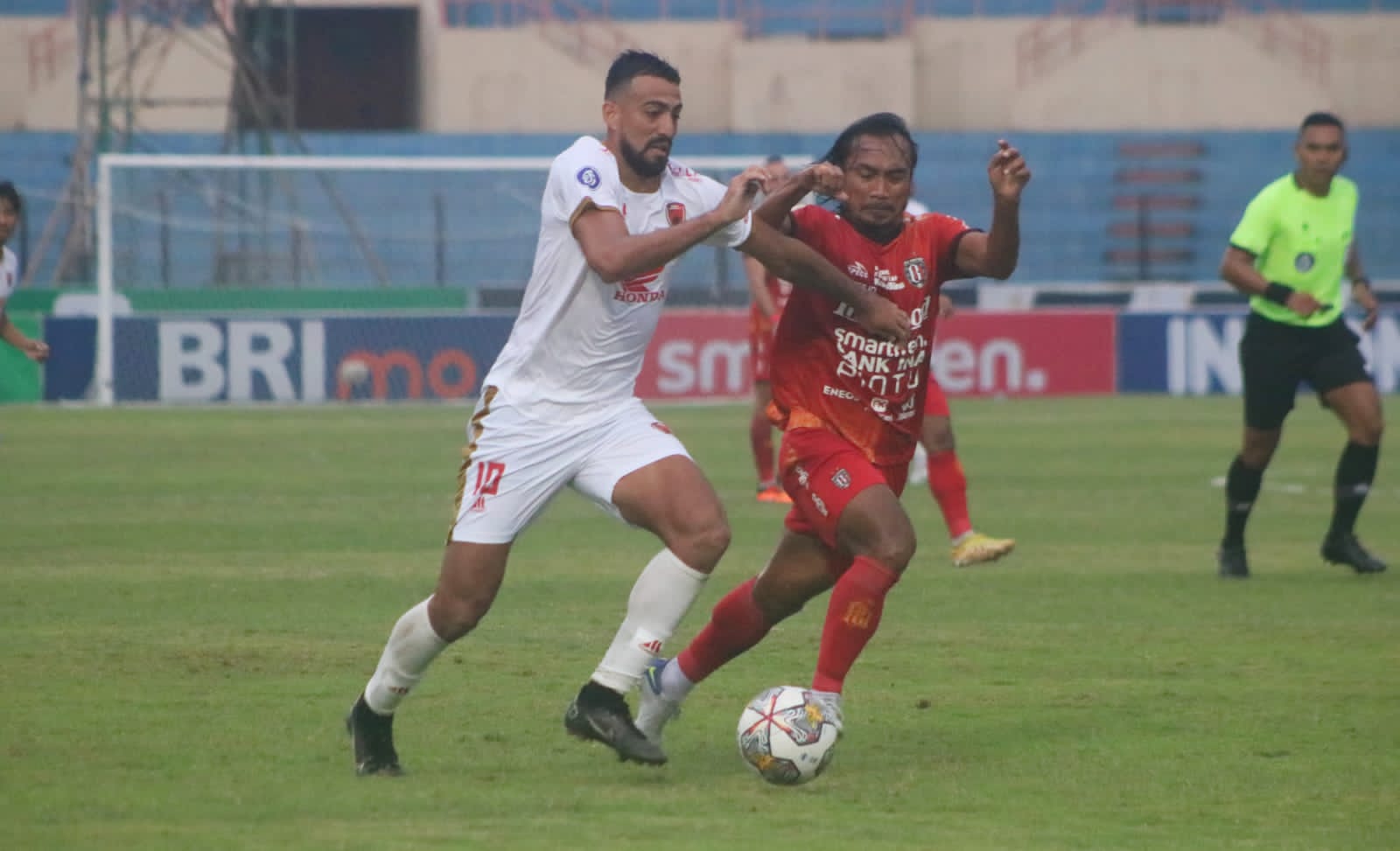 Konsentrasi Pemain Bali United Jadi Sorotan Teco