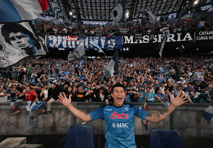 Tikung Liverpool, Manchester United Mulai Cari Rumah untuk Min-Jae Kim