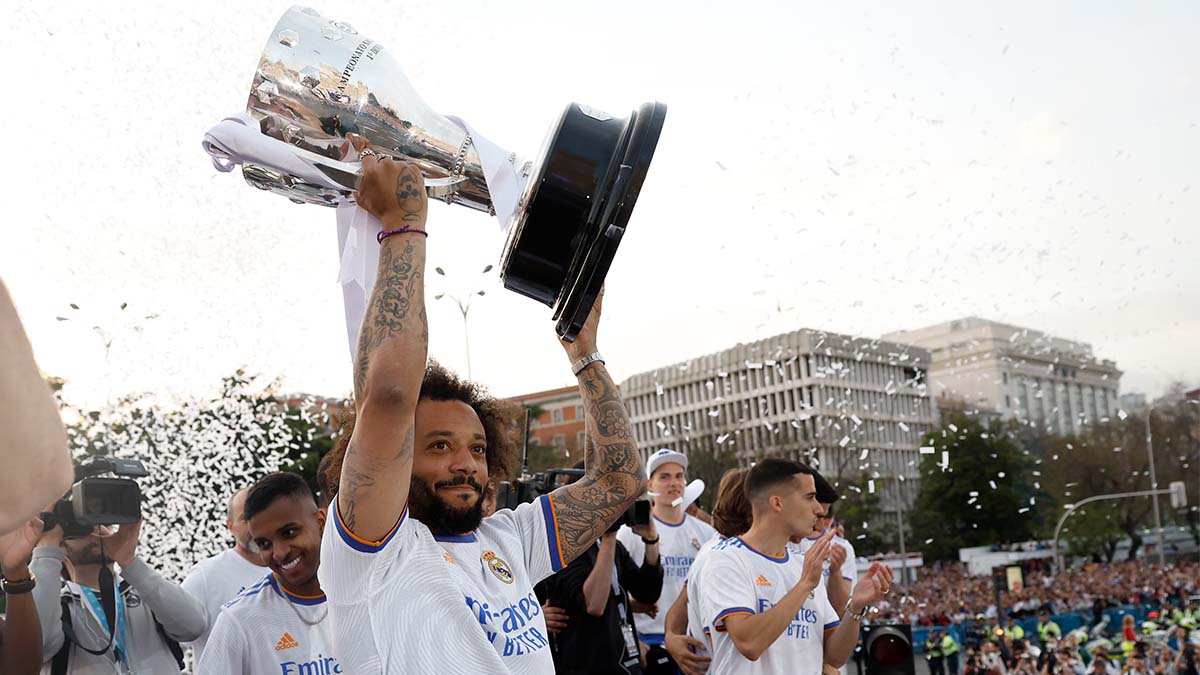 Marcelo: Pesta Dulu, Manchester City Kemudian