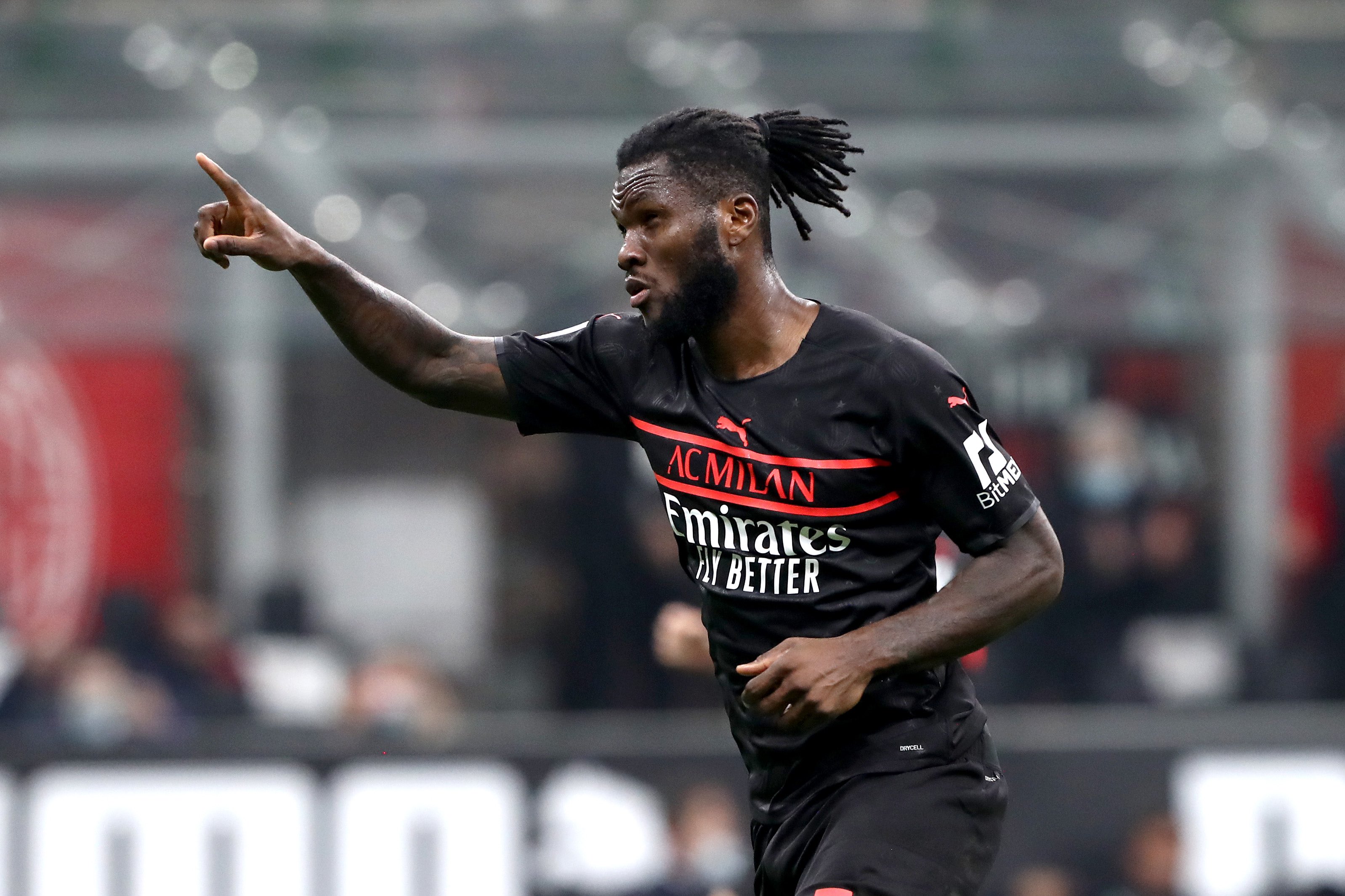 Calhanoglu Bujuk Kessie Membelot ke Inter Milan