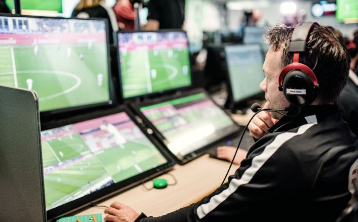 Kontroversi VAR Turut Menjadi Perhatian Khusus Presiden UEFA