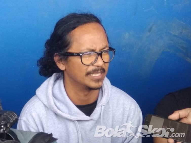 Ketua Viking Persib Komentari Rencana Liga 1 2020 Tanpa Penonton