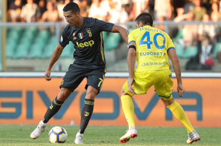 Gaji Ronaldo Tiga Kali Lipat Lebih Banyak dari Pemain Serie A Lainnya 