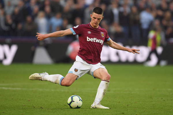 Manchester United Persiapkan 70 Juta Pounds untuk Rekrut Declan Rice