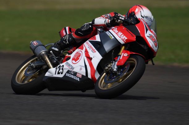 Hasil Race 1 ARRC di Sentul: Astra Honda Racing Team Kibarkan Merah Putih di Kelas AP250 dan SS600
