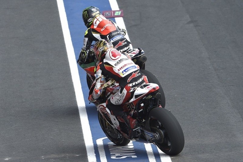 Takaaki Nakagami Tumbuh dan Kembang bersama Cal Crutchlow