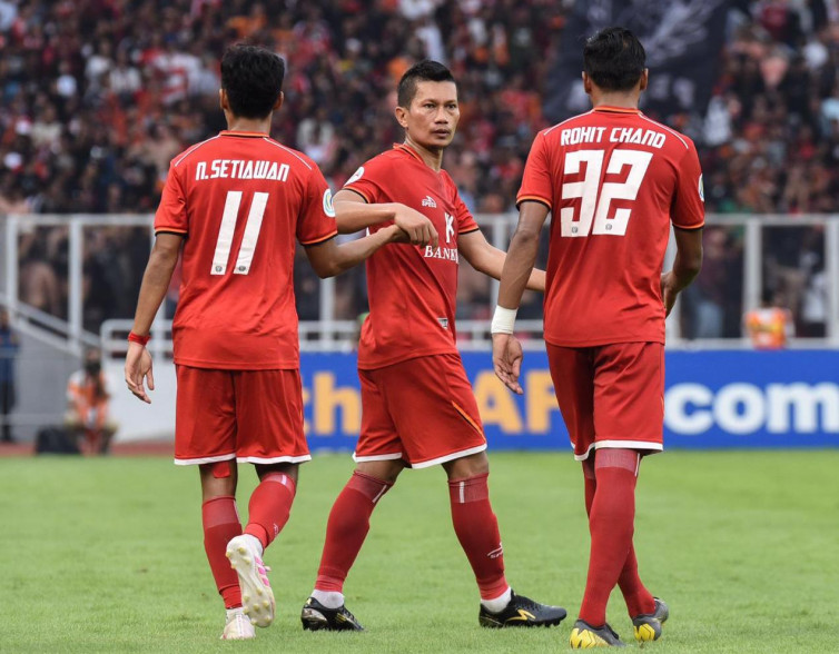 Piala Indonesia: Terjadi Pelemparan Hingga Kaca Pecah, Penggawa Persija Panik di Dalam Bus