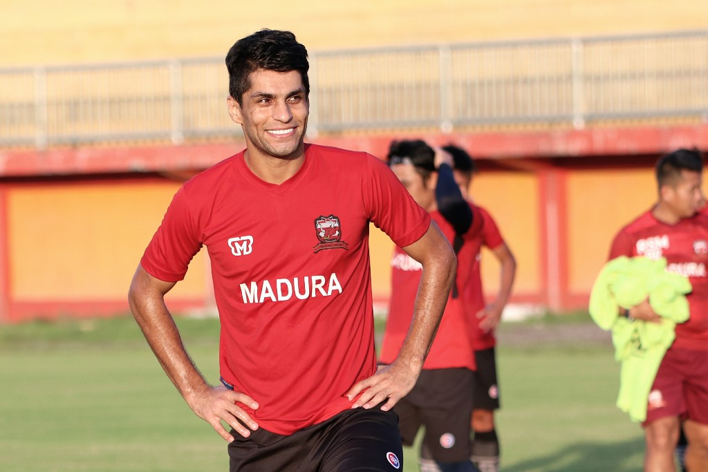 Eks Playmaker Timnas Iran Isyaratkan Perpisahan saat Madura United Vs Persela