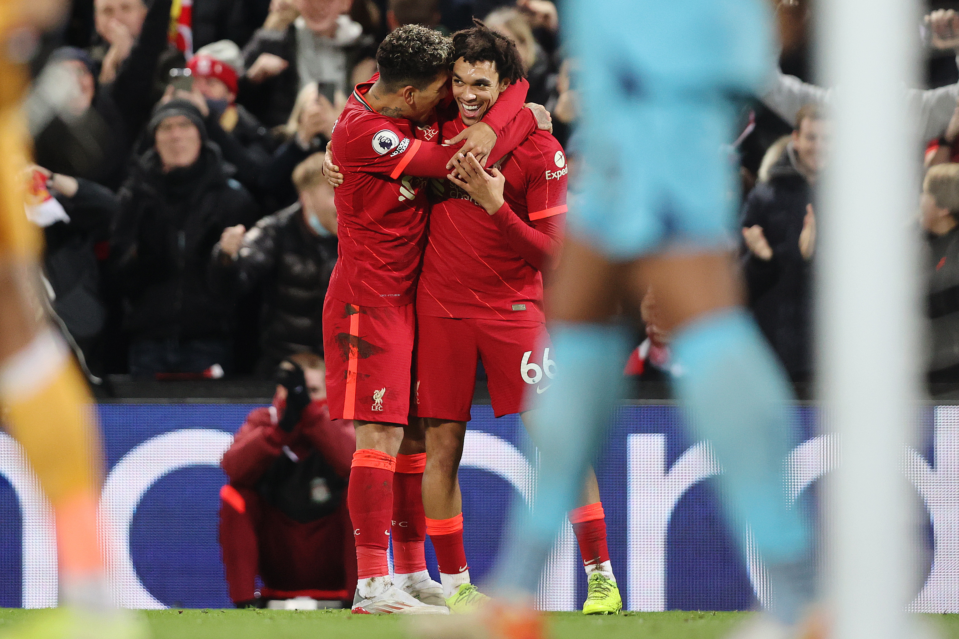 Liverpool Tak Tertarik Beli Pemain yang Belum Divaksin