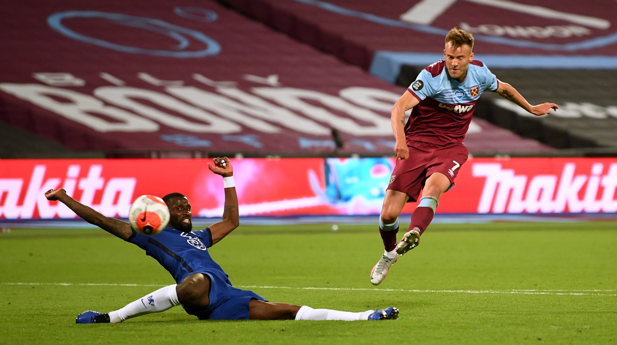 Kritik Mentalitas Chelsea, Frank Lampard Khawatir Digusur Manchester United dari Empat Besar
