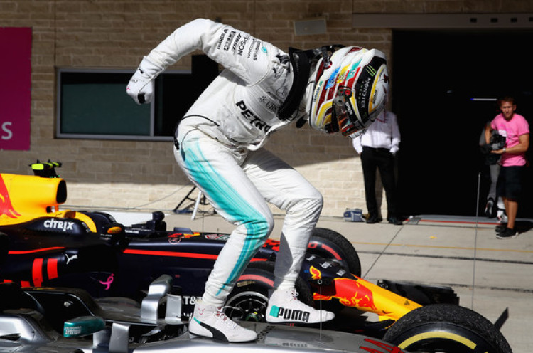 F1: Hamilton Selangkah Lagi Juara