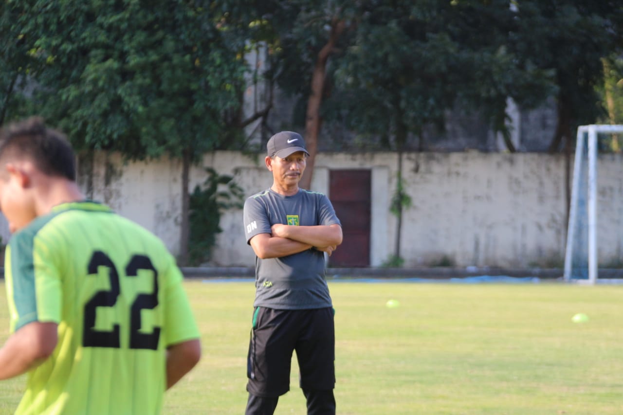 Dihadapkan Jadwal Padat Bulan Juni, Djanur Genjot Fisik Pemain Persebaya