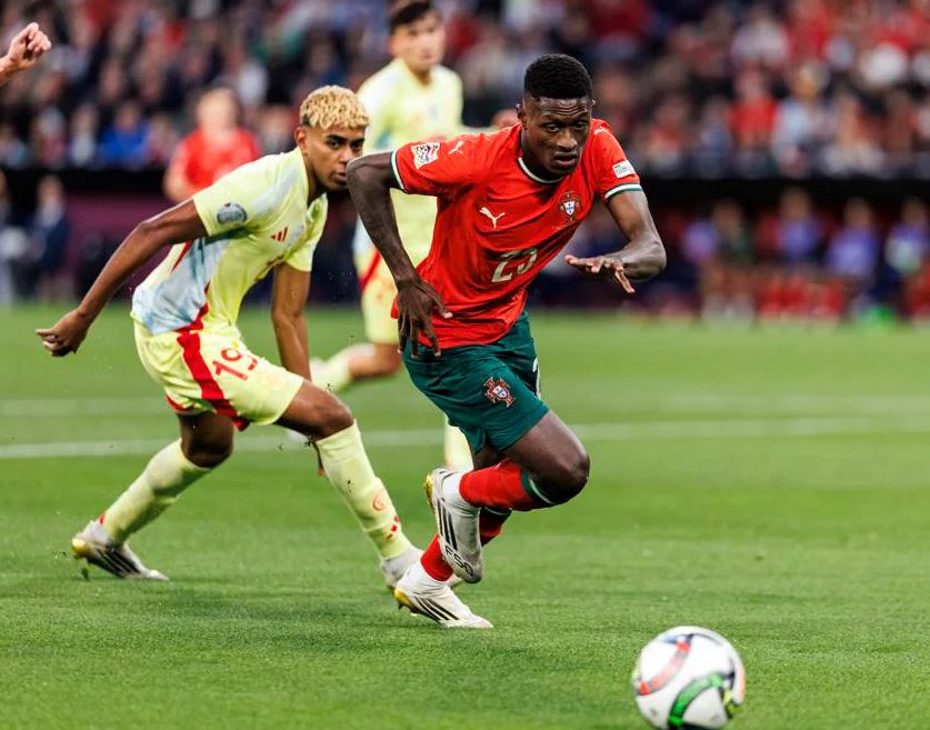 Portugal 2-2 Spanyol (5-3 Adu Penalti): Nuno Mendes Kantongi Lamine Yamal, Luis de la Fuente Legawa
