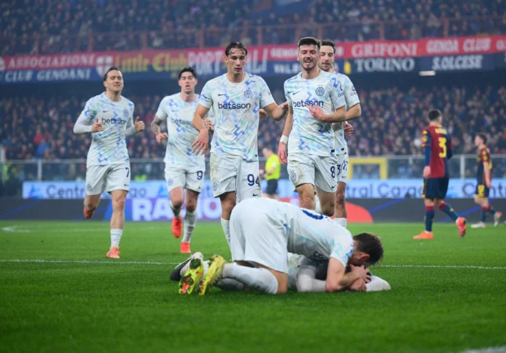 Hasil Serie A: Bekuk Genoa 2-1, Inter Milan Geser AC Milan dari Puncak 