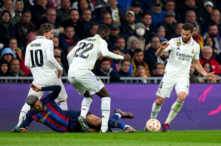 Real Madrid 0-1 Barcelona: Dominasi Semu Los Blancos