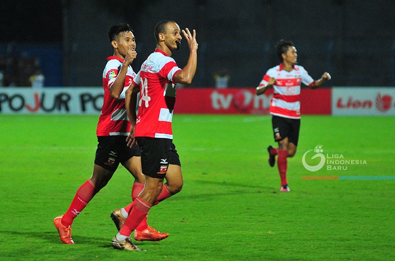 Madura United Tuntut Odemwingie ke FIFA