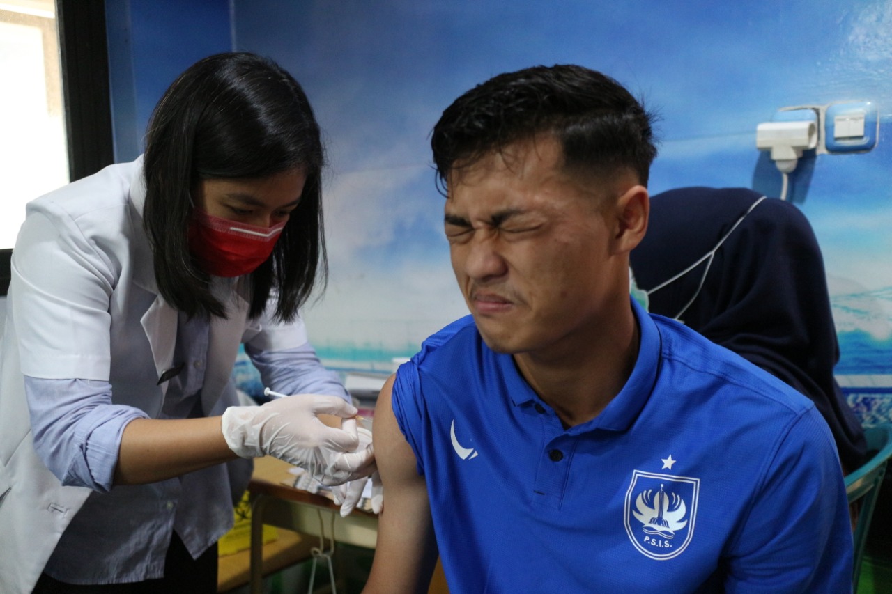PSIS Semarang Lakukan Vaksinasi Tangkal Virus Corona