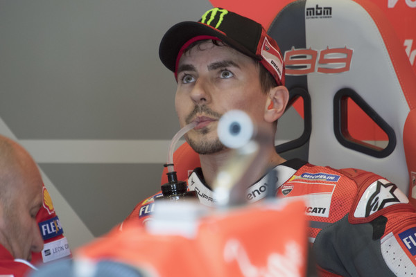 Jorge Lorenzo Minta Keluarga Korban Lion Air JT610 Tetap Tegar