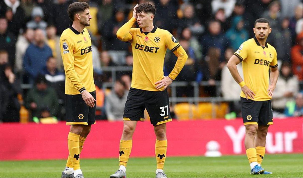 Bertahan 8 Musim, Wolverhampton Dipastikan Degradasi dari Premier League