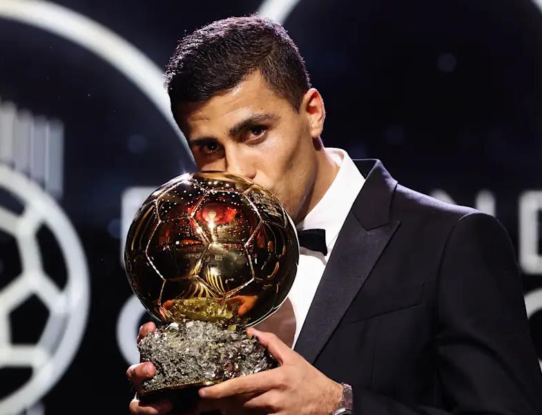 Soal Ballon d'Or, Rodri Balas Komentar Cristiano Ronaldo