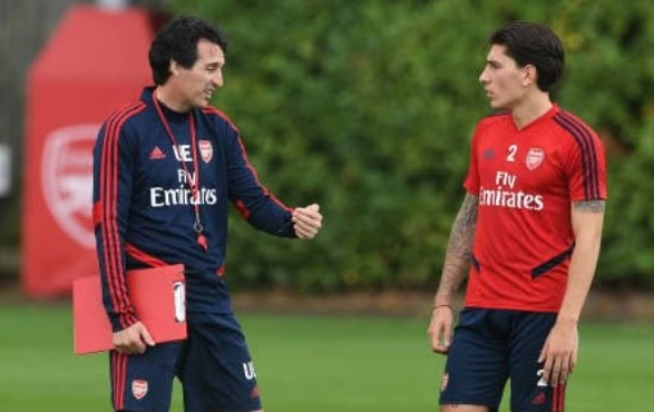 Kemampuan Bahasa Inggris Jelek, Unai Emery Bantah Jadi Hambatan