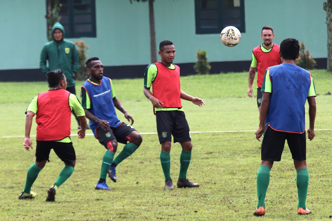 Alasan Kuat Persebaya Surabaya Kejar Status Juara Grup